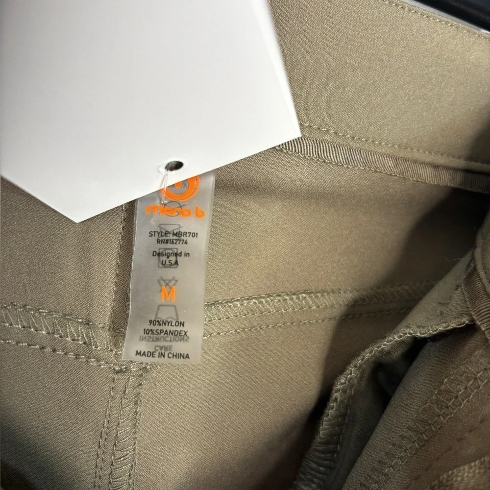 NEW Mono B MEN Classic Golf Pants in Olive Size Medium Performance Outdoor